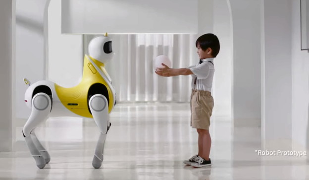 VIDEO: Jahaći AI robot jednorog za djecu