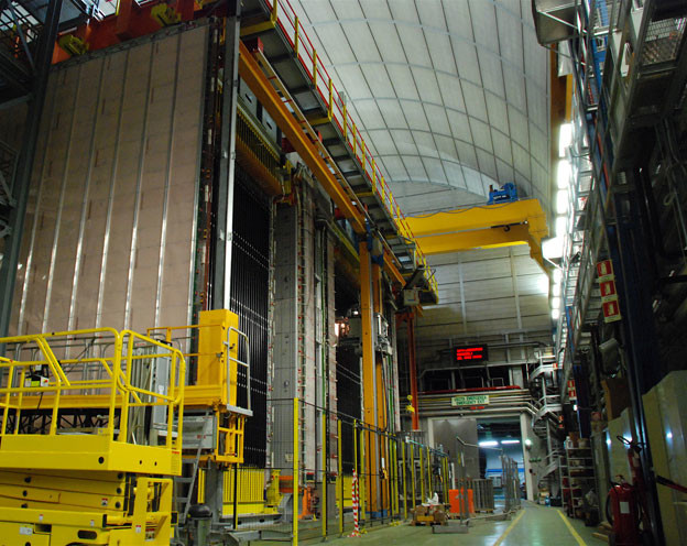 CERN-ovi neutrini brži od svjetlosti!