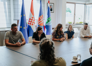 Studenti iz Europe stigli u Novsku Studenti iz Europe stigli u Novsku