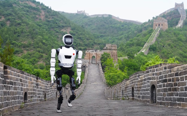 VIDEO: Humanoidni robot savladava Kineski zid