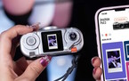 Instax Pal 2 se izravno spaja na telefon za prijenos slika Instax Pal 2 se izravno spaja na telefon za prijenos slika