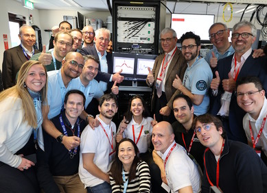 Celestin prvi navigacijski signal iz niske Zemljine orbite Celestin prvi navigacijski signal iz niske Zemljine orbite