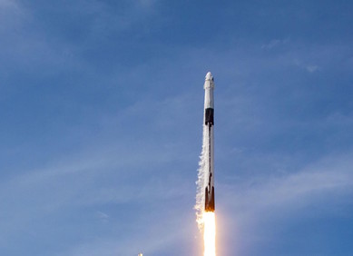 Dio SpaceX rakete zabija se u Mjesec 8600 km/h Dio SpaceX rakete zabija se u Mjesec 8600 km/h
